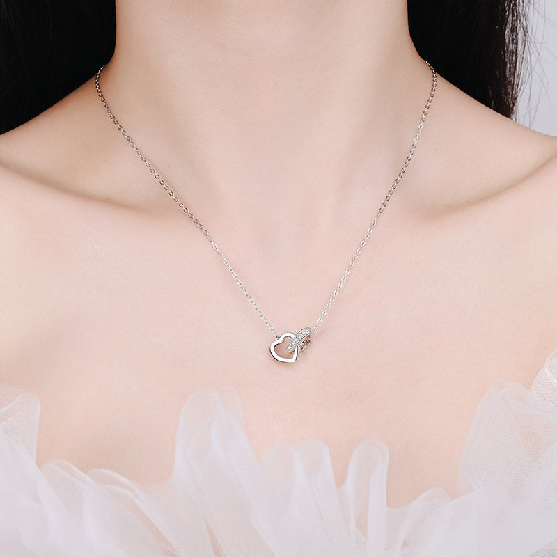 VVS Moissanite S925 Necklace (Interlocking Hearts)