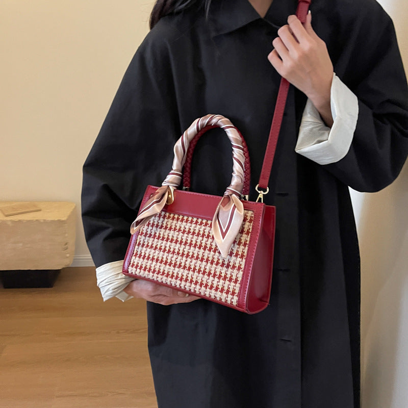 Nova Red Crossbody Bag