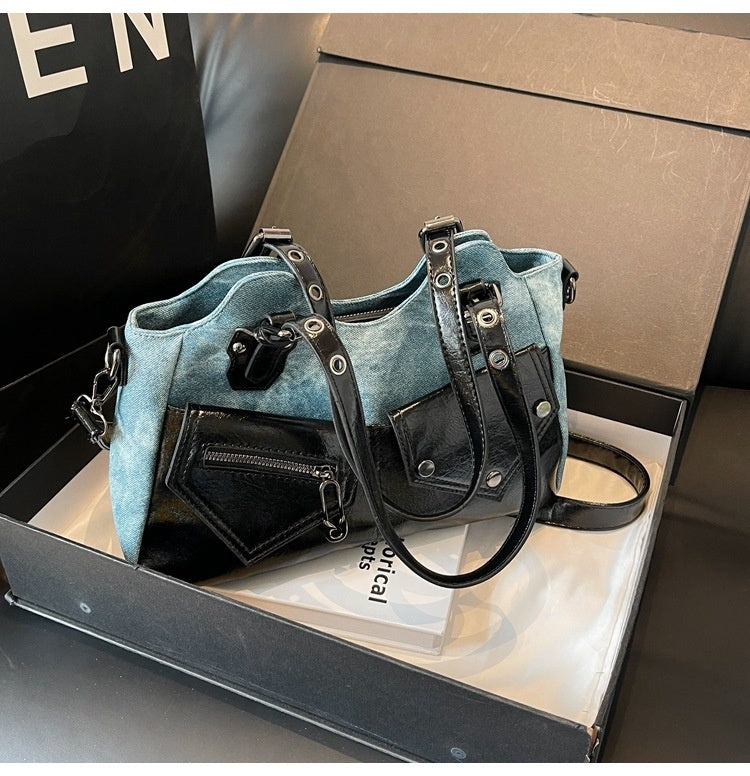 Nova European and American Retro Shoulder Bag