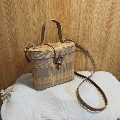 Nova Classic Bucket Bag